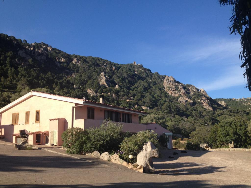 Agriturismo Monte Pino Telti Экстерьер фото