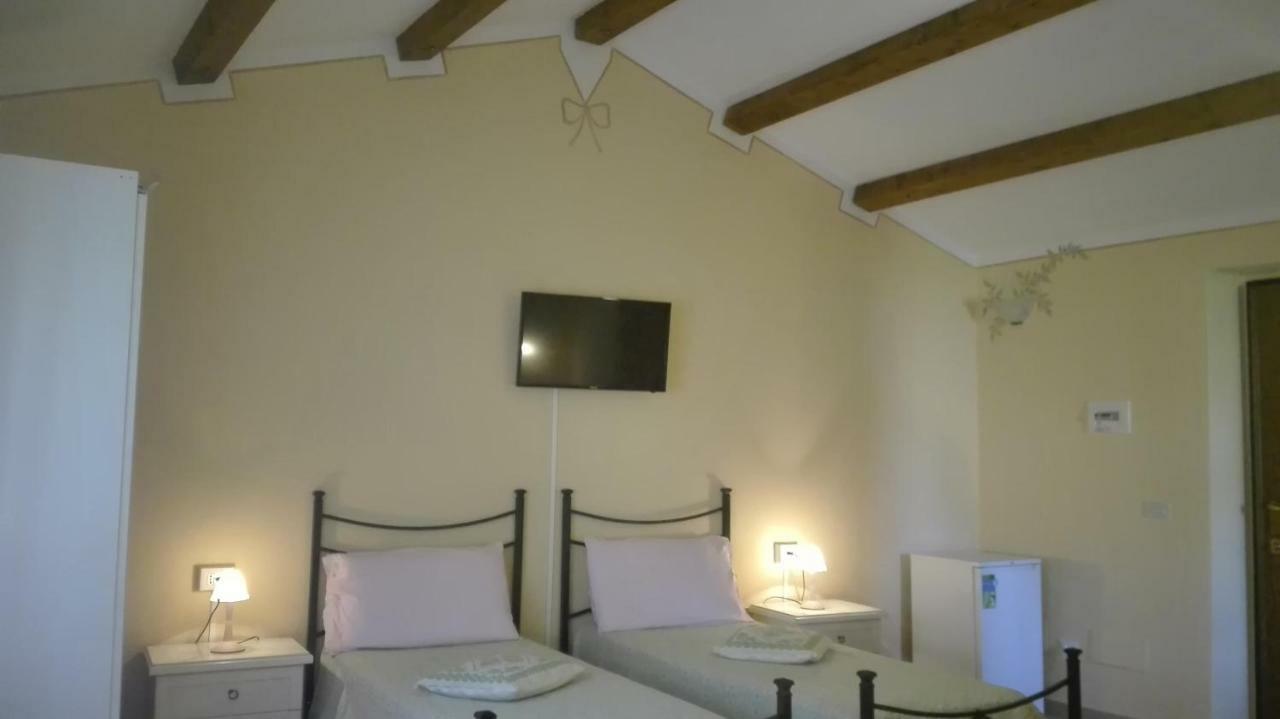 Agriturismo Monte Pino Telti Экстерьер фото